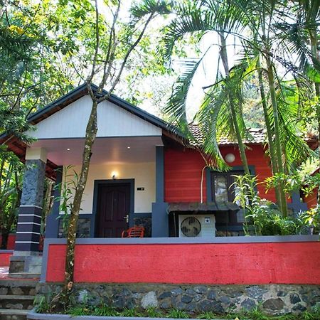 Clay Resort By Bestinn Leisure - Wayanad Padinjarathara Exterior photo