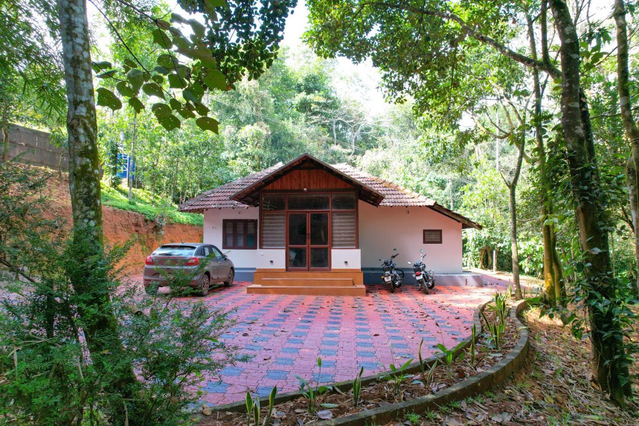 Clay Resort By Bestinn Leisure - Wayanad Padinjarathara Exterior photo
